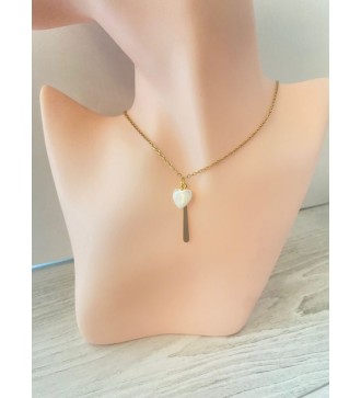 Collier or  avec coeur nacré
