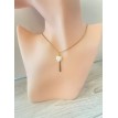 coeur Pur – Collier plaqué or 24 K avec pendentif cœur nacré et tige dorée élégante coeur Pur – Collier plaqué or 24 K avec pendentif cœur nacré et tige dorée élégante
