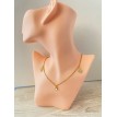 Trèfle Magique – Collier plaqué or 24 K avec double pendentif trèfle et pierre éclatante Trèfle Magique – Collier plaqué or 24 K avec double pendentif trèfle et pierre éclatante