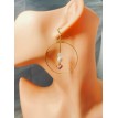 coeur Doux – Créoles en acier inoxydable plaqué or 24K avec pendentif cœur rose et perles nacrées  coeur Doux – Créoles en acier inoxydable plaqué or 24K avec pendentif cœur rose et perles nacrées