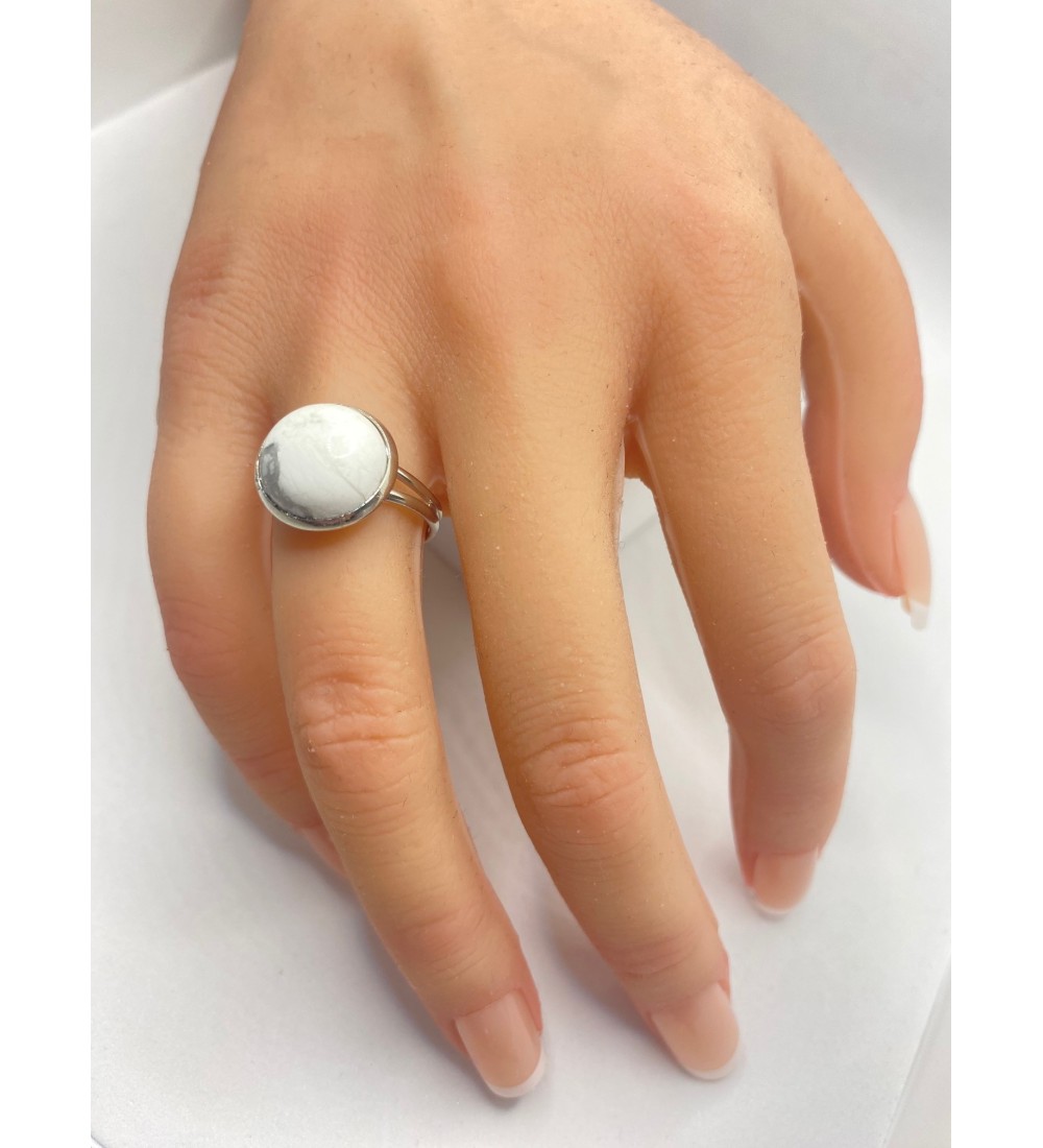 Bague ajustable en pierre marbrée blanche et grise argent