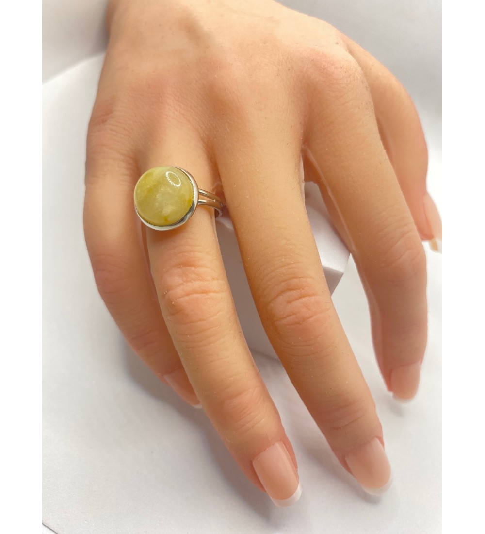 Bague ajustable en pierre jaune opaque sur argent